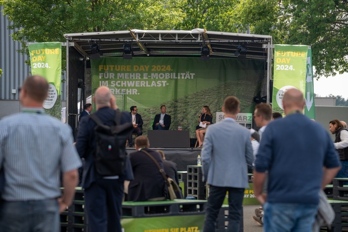 E-Lkw im Fokus: Unternehmen der Schwarz Gruppe veranstalten „Future Day“