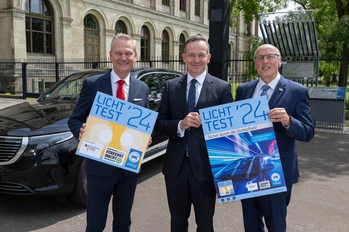 Bundesverkehrsminister Wissing stellt neue Licht-Test-Plakette vor