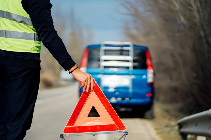 Richtiges Verhalten bei einer Autopanne: ACV gibt Tipps für den Ernstfall